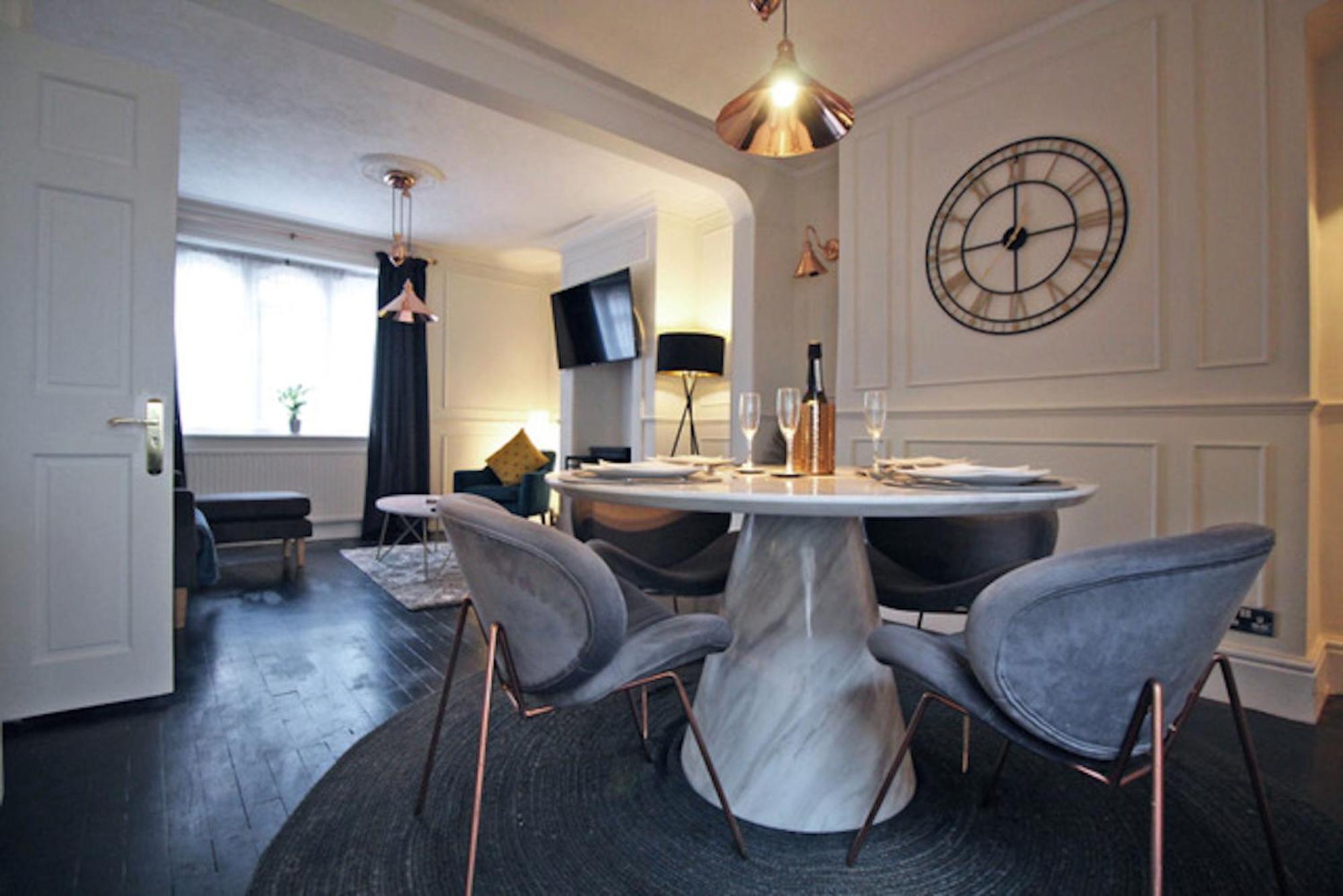 In The Heart Of Chester, Historical & Stylish Экстерьер фото